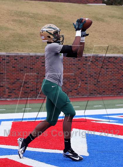 Thumbnail 1 in DeSoto vs. Carroll (UIL 5A Division 1 Quarterfinal Playoff) photogallery.