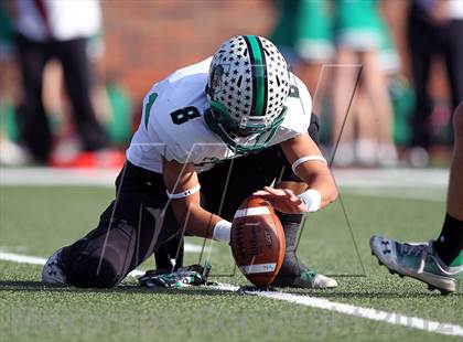 Thumbnail 1 in DeSoto vs. Carroll (UIL 5A Division 1 Quarterfinal Playoff) photogallery.