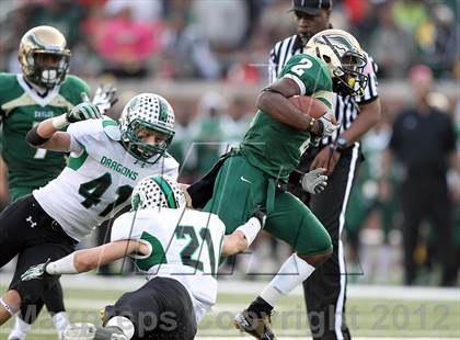 Thumbnail 2 in DeSoto vs. Carroll (UIL 5A Division 1 Quarterfinal Playoff) photogallery.