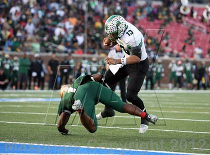 Thumbnail 1 in DeSoto vs. Carroll (UIL 5A Division 1 Quarterfinal Playoff) photogallery.