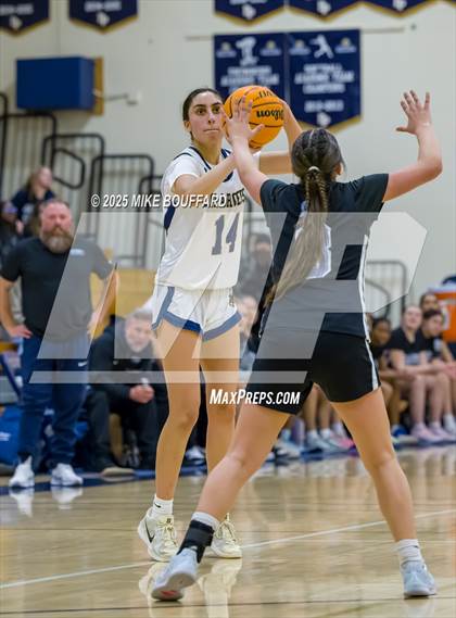 Thumbnail 2 in Saugus vs Dos Pueblos (CIF-SS D2AA Round 1 Playoff) photogallery.