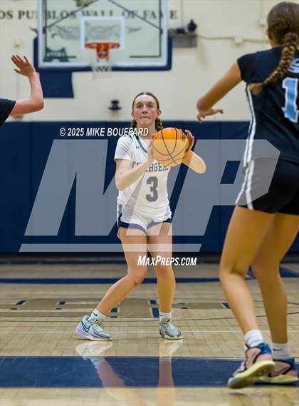 Thumbnail 2 in Saugus vs Dos Pueblos (CIF-SS D2AA Round 1 Playoff) photogallery.