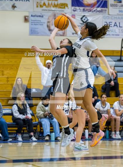 Thumbnail 2 in Saugus vs Dos Pueblos (CIF-SS D2AA Round 1 Playoff) photogallery.