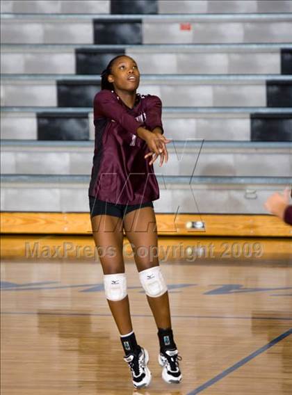 Thumbnail 1 in Lewisville @ Hebron photogallery.