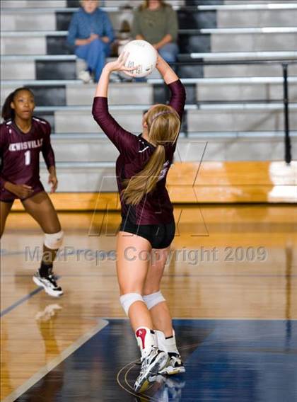 Thumbnail 2 in Lewisville @ Hebron photogallery.