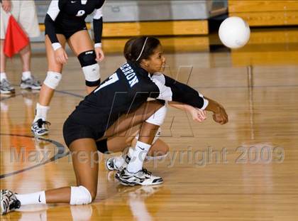 Thumbnail 1 in Lewisville @ Hebron photogallery.