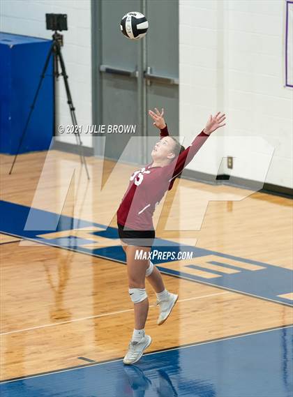 Thumbnail 3 in Indianapolis Bishop Chatard vs Indianapolis Scecina Memorial (City Tourney Round 2) photogallery.