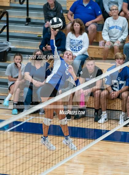 Thumbnail 2 in Indianapolis Bishop Chatard vs Indianapolis Scecina Memorial (City Tourney Round 2) photogallery.
