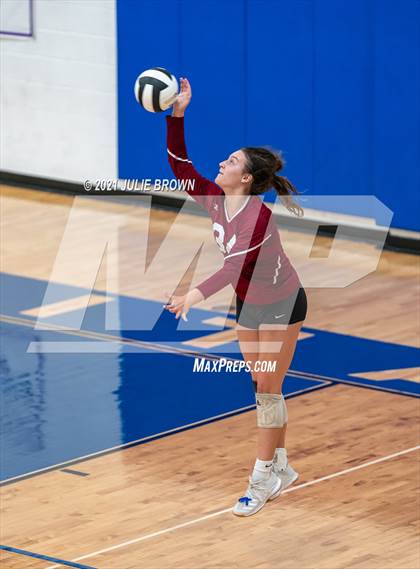 Thumbnail 2 in Indianapolis Bishop Chatard vs Indianapolis Scecina Memorial (City Tourney Round 2) photogallery.