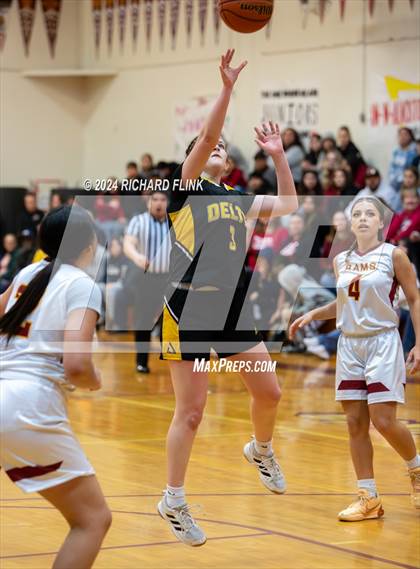 Thumbnail 2 in Delta @ Rio Vista (CIF SJS Division 5 Round 1) photogallery.