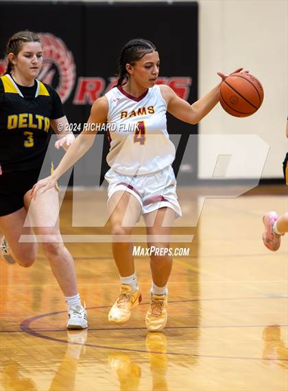 Thumbnail 2 in Delta @ Rio Vista (CIF SJS Division 5 Round 1) photogallery.