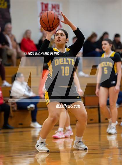 Thumbnail 2 in Delta @ Rio Vista (CIF SJS Division 5 Round 1) photogallery.