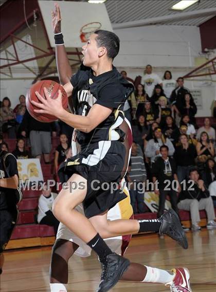 Thumbnail 3 in Encina Prep vs. Lathrop (CIF SJS D4 Playoffs) photogallery.