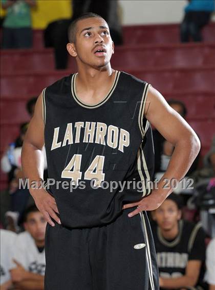 Thumbnail 1 in Encina Prep vs. Lathrop (CIF SJS D4 Playoffs) photogallery.
