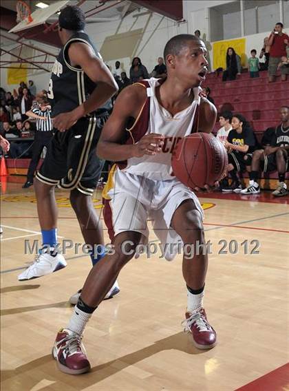 Thumbnail 3 in Encina Prep vs. Lathrop (CIF SJS D4 Playoffs) photogallery.
