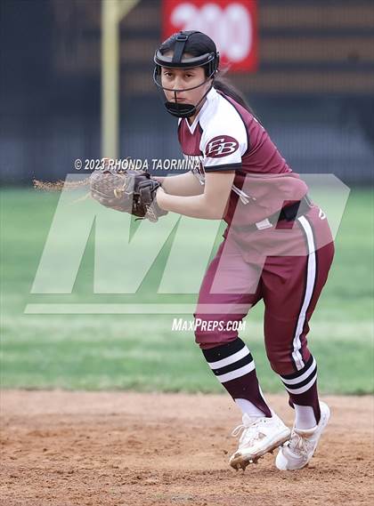 Thumbnail 1 in East Bernard vs. Terry photogallery.