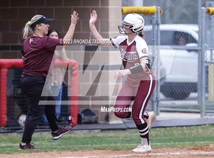 Thumbnail 1 in East Bernard vs. Terry photogallery.