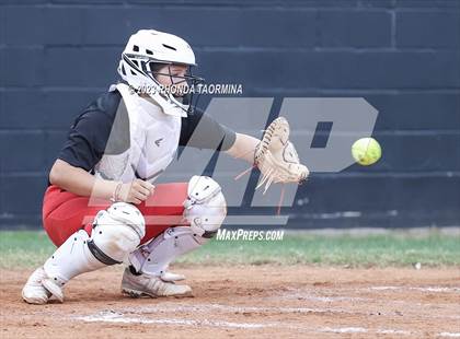 Thumbnail 1 in East Bernard vs. Terry photogallery.