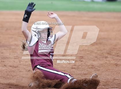 Thumbnail 2 in East Bernard vs. Terry photogallery.