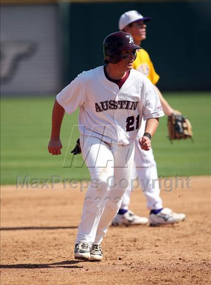 Thumbnail 1 in Austin vs Midland (Rock Hardball Classic) photogallery.