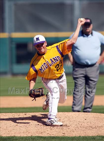 Thumbnail 2 in Austin vs Midland (Rock Hardball Classic) photogallery.