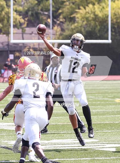 Thumbnail 1 in Archbishop Mitty vs. Oakdale photogallery.