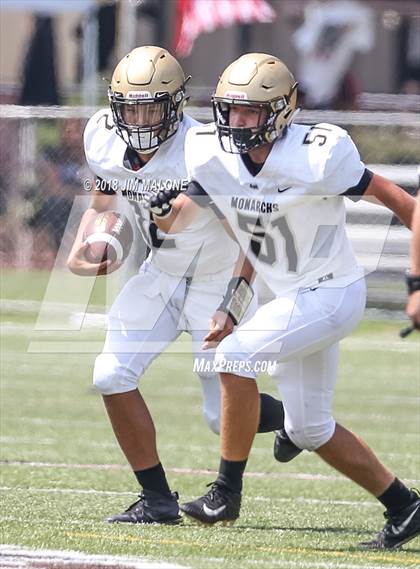 Thumbnail 2 in Archbishop Mitty vs. Oakdale photogallery.