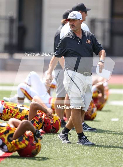 Thumbnail 1 in Archbishop Mitty vs. Oakdale photogallery.