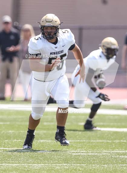 Thumbnail 2 in Archbishop Mitty vs. Oakdale photogallery.