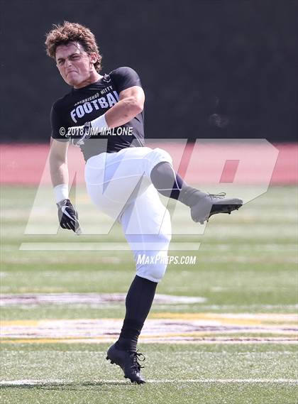 Thumbnail 2 in Archbishop Mitty vs. Oakdale photogallery.