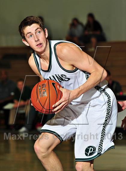 Thumbnail 1 in Ponderosa vs. Newport Harbor (MaxPreps Holiday Classic) photogallery.