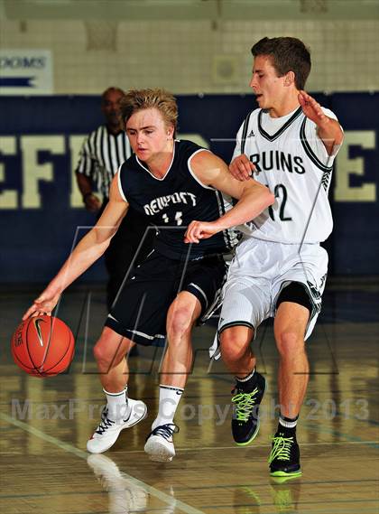 Thumbnail 3 in Ponderosa vs. Newport Harbor (MaxPreps Holiday Classic) photogallery.