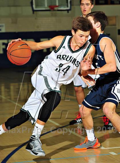 Thumbnail 1 in Ponderosa vs. Newport Harbor (MaxPreps Holiday Classic) photogallery.