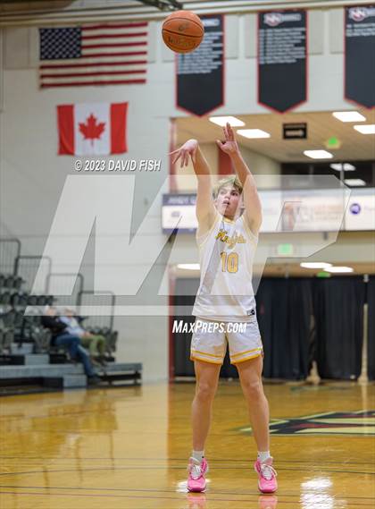 Thumbnail 2 in Bishop Kelly vs. Post Falls (The Capital Classic) photogallery.