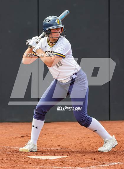 Thumbnail 2 in Muscatine vs Regina (Varsity Classic) photogallery.