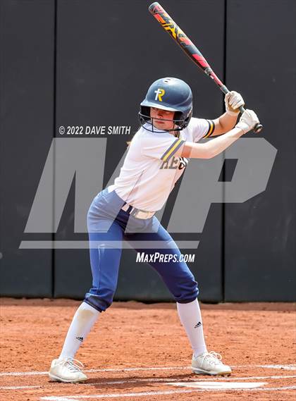 Thumbnail 2 in Muscatine vs Regina (Varsity Classic) photogallery.