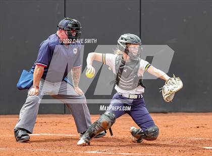 Thumbnail 1 in Muscatine vs Regina (Varsity Classic) photogallery.