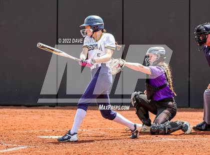 Thumbnail 2 in Muscatine vs Regina (Varsity Classic) photogallery.
