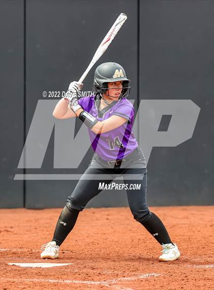 Thumbnail 2 in Muscatine vs Regina (Varsity Classic) photogallery.