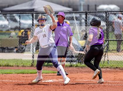 Thumbnail 2 in Muscatine vs Regina (Varsity Classic) photogallery.