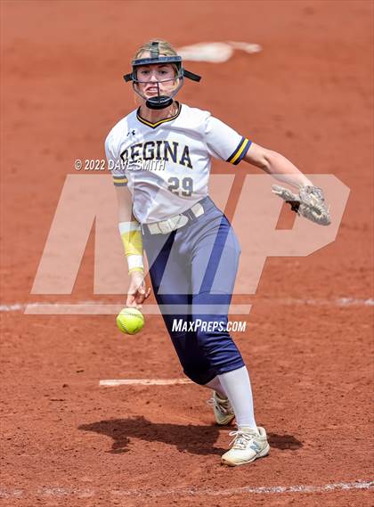 Thumbnail 3 in Muscatine vs Regina (Varsity Classic) photogallery.