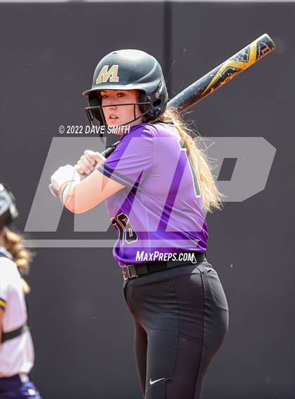 Thumbnail 1 in Muscatine vs Regina (Varsity Classic) photogallery.