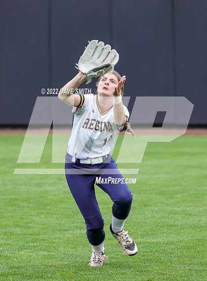Thumbnail 2 in Muscatine vs Regina (Varsity Classic) photogallery.