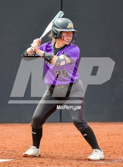 Thumbnail 3 in Muscatine vs Regina (Varsity Classic) photogallery.