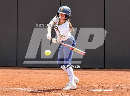 Thumbnail 1 in Muscatine vs Regina (Varsity Classic) photogallery.
