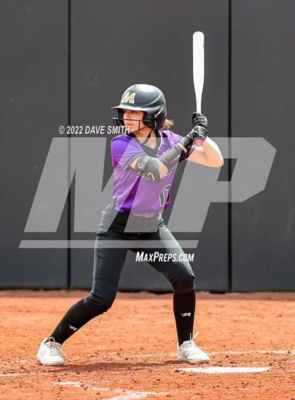 Thumbnail 3 in Muscatine vs Regina (Varsity Classic) photogallery.