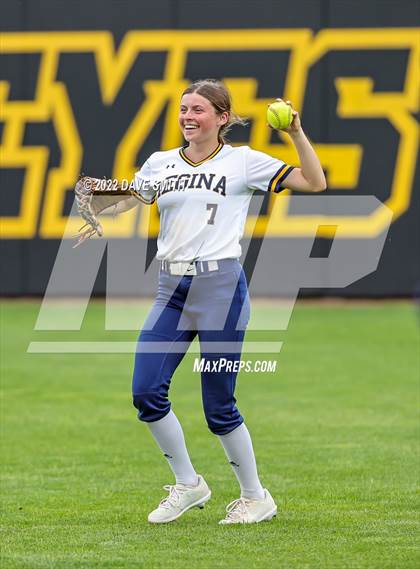 Thumbnail 1 in Muscatine vs Regina (Varsity Classic) photogallery.