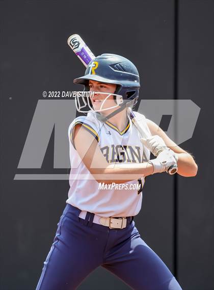Thumbnail 1 in Muscatine vs Regina (Varsity Classic) photogallery.
