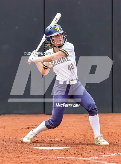 Thumbnail 2 in Muscatine vs Regina (Varsity Classic) photogallery.