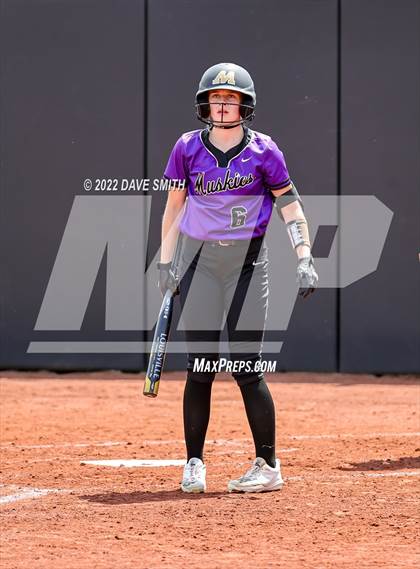 Thumbnail 1 in Muscatine vs Regina (Varsity Classic) photogallery.